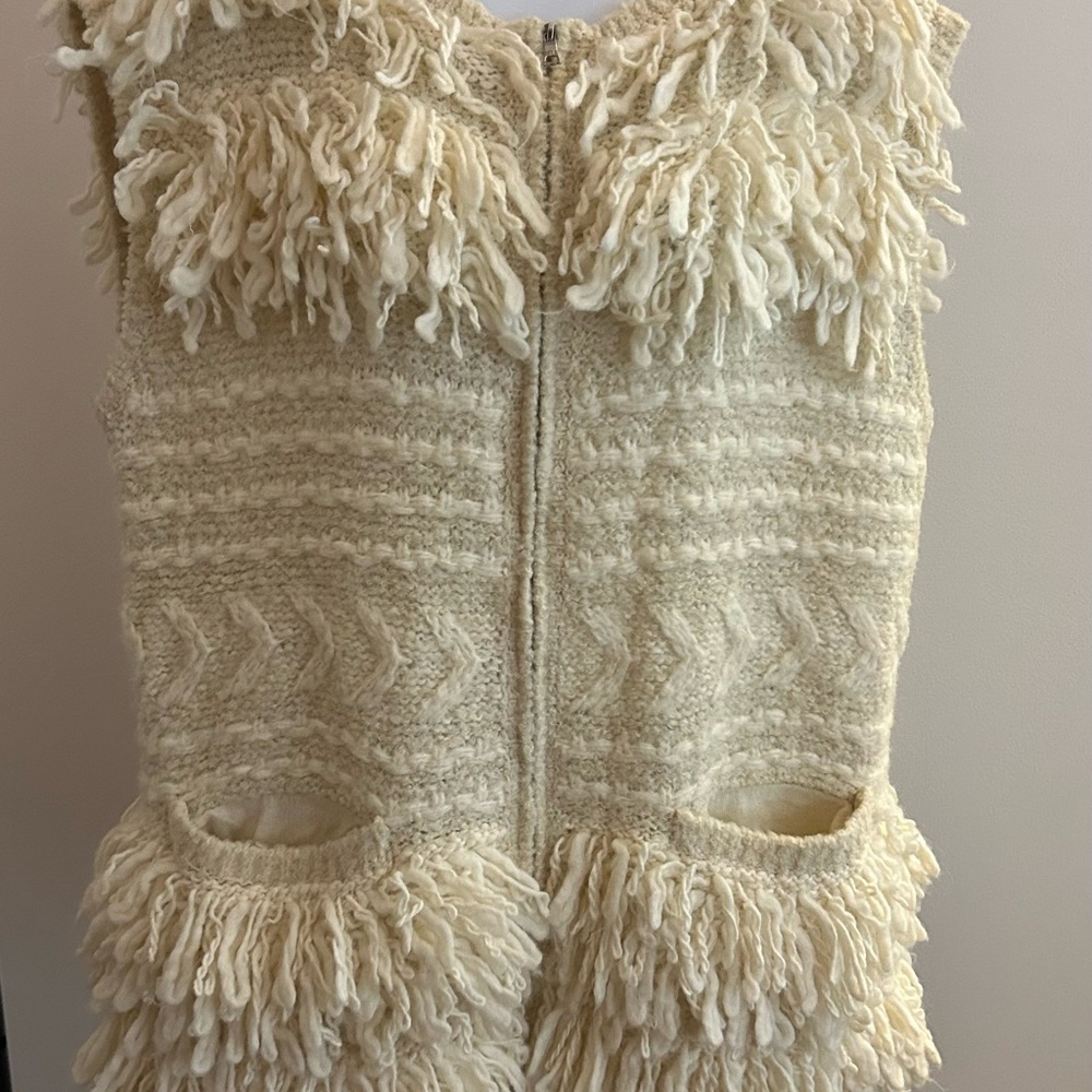 Vintage BCBGMaxAzria Cream Textured Knit